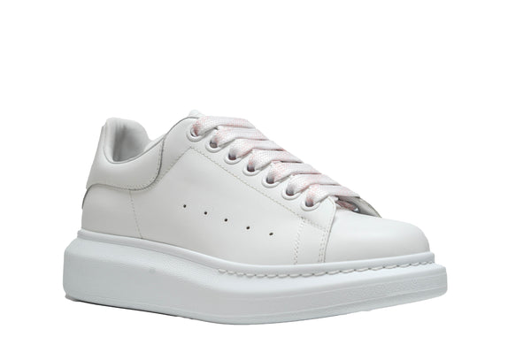 Alexander McQueen Women's White Larry Sneaker 553770