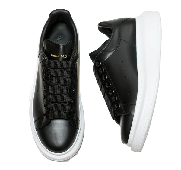 Alexander McQueen Women's Black Larry Sneaker 553770