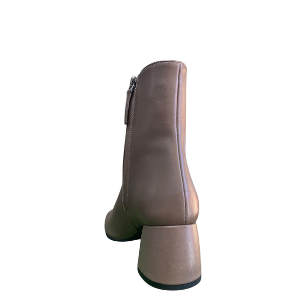 Stefano Stefani Taupe/Mink leather boots 9630S-1