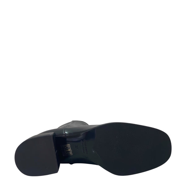Stefano Stefani Black round leather boots 8130S