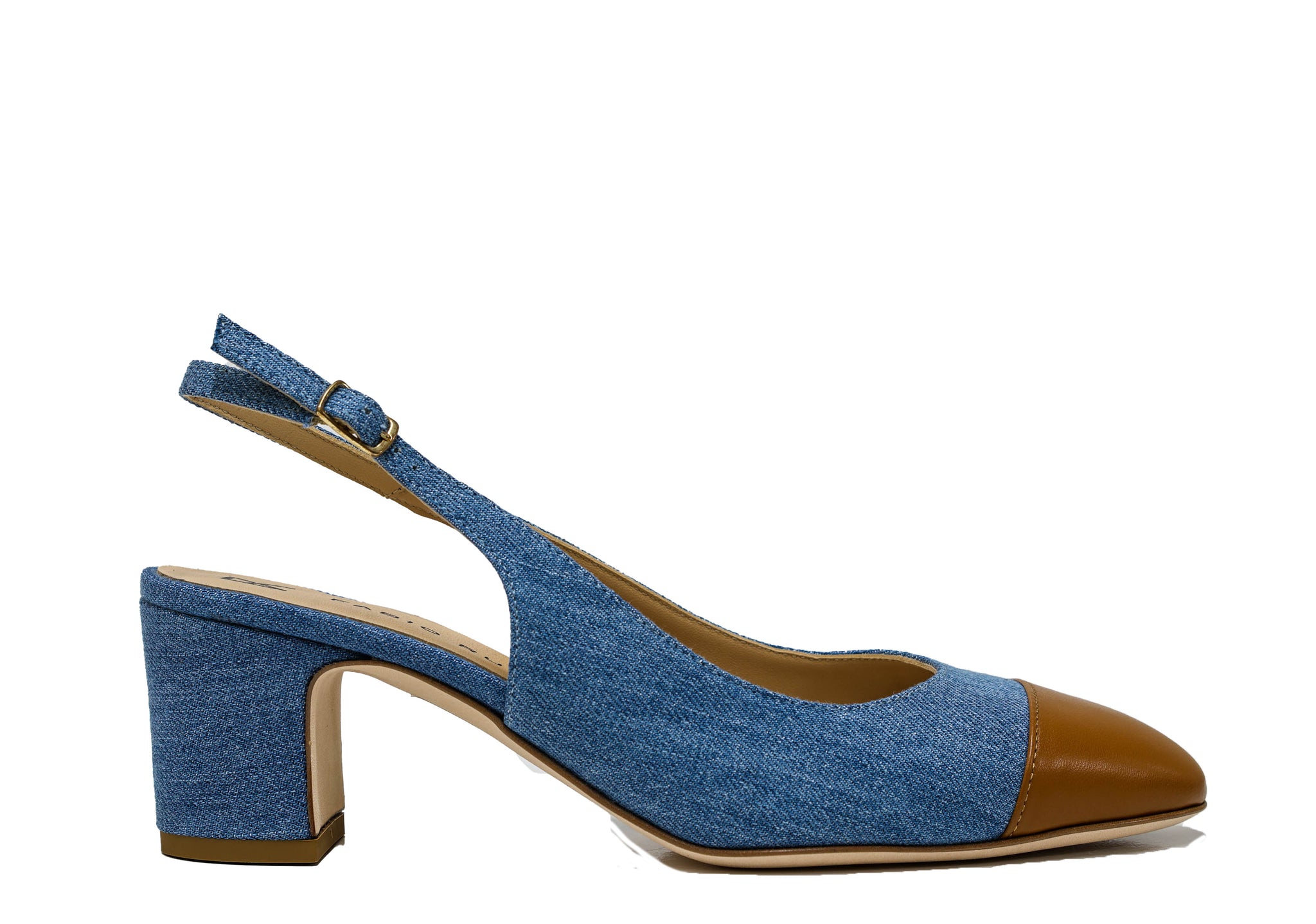 Women_snewshoesNov24-144_2048x