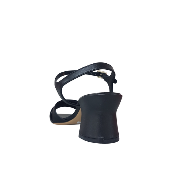 Ferragamo Black (Ondina) 20% OFF     Just arrived !