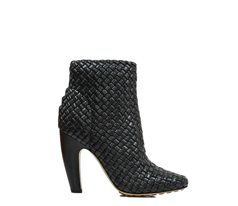 Bottega Veneta Women's Black Leather Woven Boot 716171 - 39 Last Size