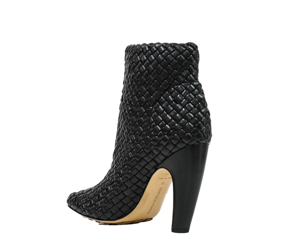 Bottega Veneta Women's Black Leather Woven Boot 716171 - 39 Last Size NOW Half Price