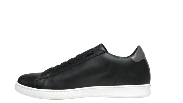Philipp Plein Men’s Black Leather Sneakers Malibu PAAS