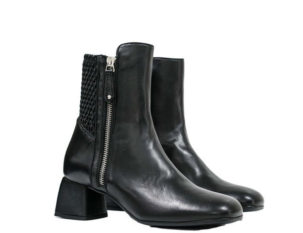 Stefano Stefani Women's Black Leather Zip Ankle Boot 6652
