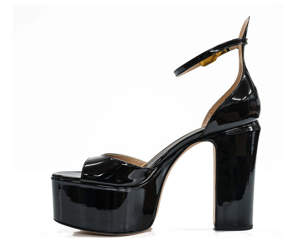 Valentino Garavani Women's Black Patent Leather Sandal 1WS0F12 - 37.5 Last Size